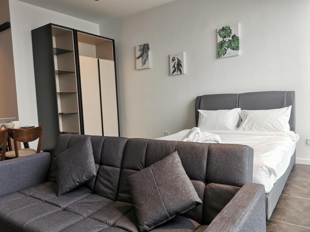 Scarletz Suites Klcc By De Harlequins Guesthouse Kuala Lumpur Dış mekan fotoğraf