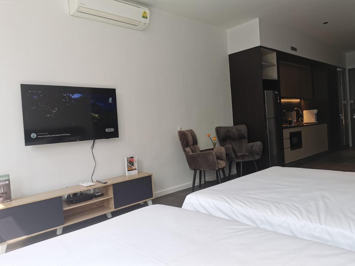 Scarletz Suites Klcc By De Harlequins Guesthouse Kuala Lumpur Dış mekan fotoğraf