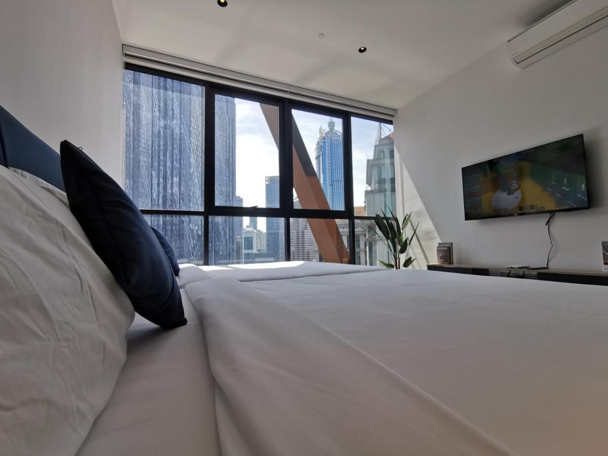 Scarletz Suites Klcc By De Harlequins Guesthouse Kuala Lumpur Dış mekan fotoğraf