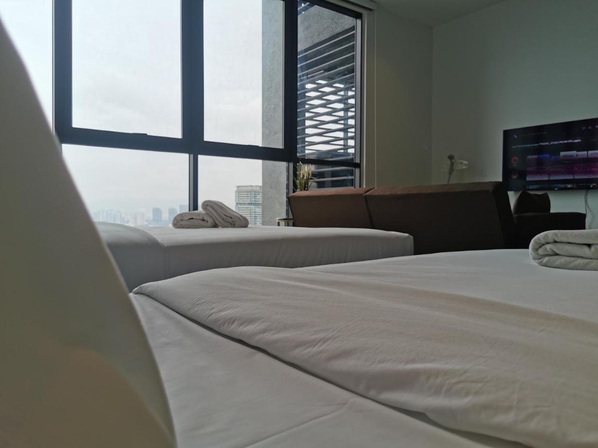 Scarletz Suites Klcc By De Harlequins Guesthouse Kuala Lumpur Dış mekan fotoğraf