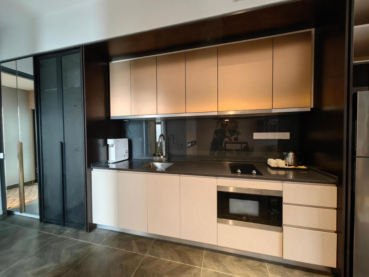 Scarletz Suites Klcc By De Harlequins Guesthouse Kuala Lumpur Dış mekan fotoğraf