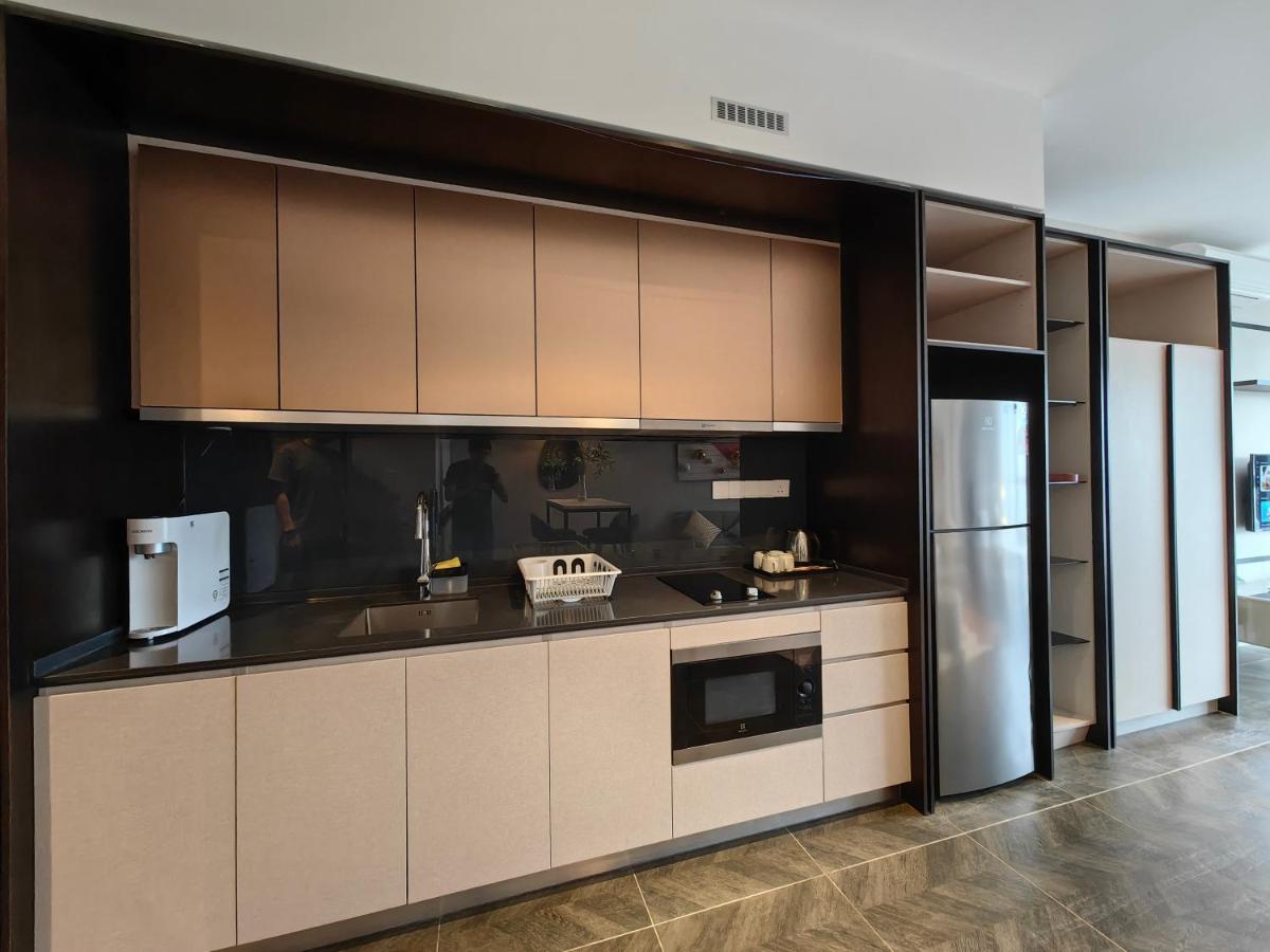 Scarletz Suites Klcc By De Harlequins Guesthouse Kuala Lumpur Dış mekan fotoğraf
